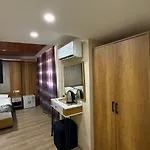 Отель Qden