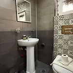 Qden
